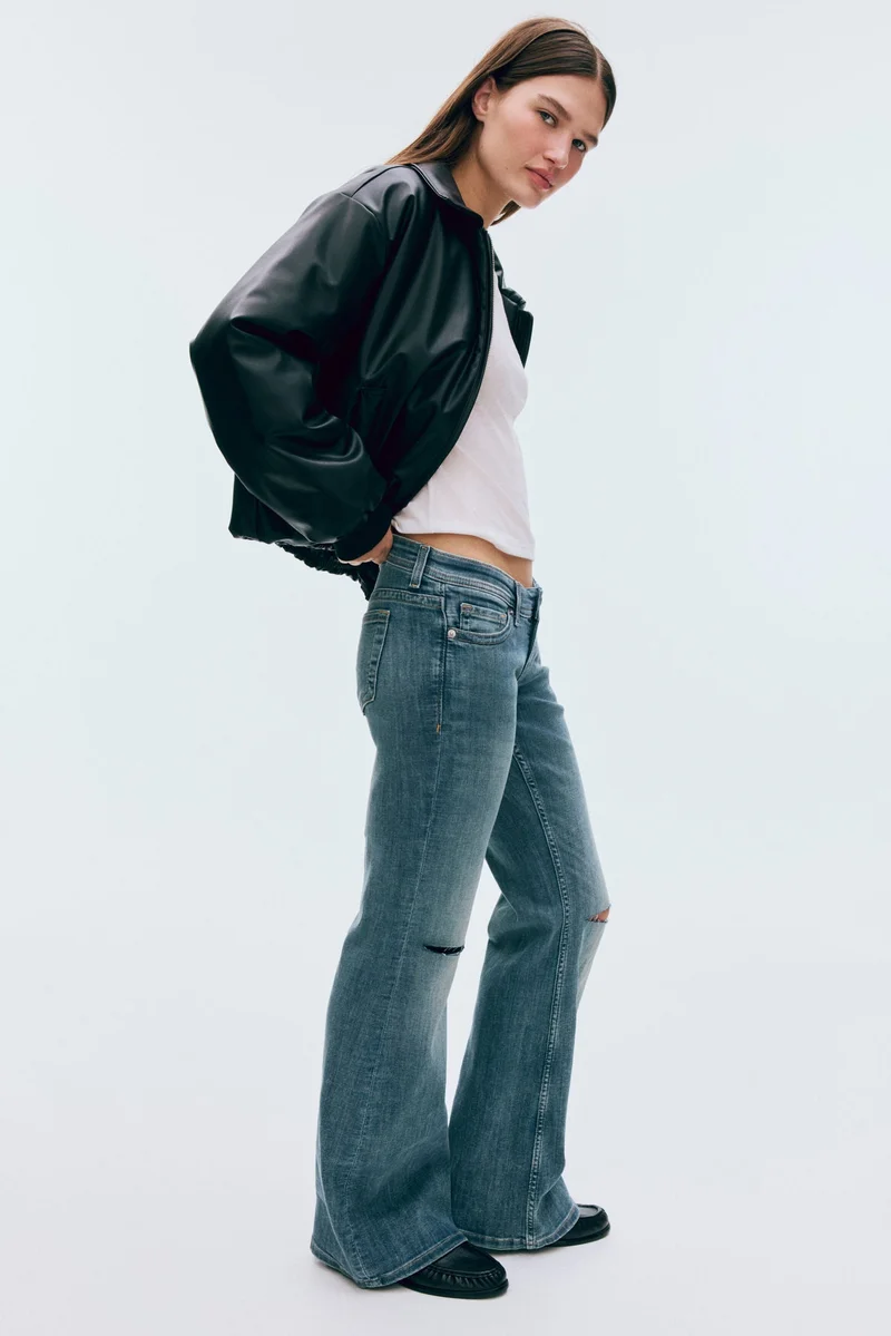 اتش اند ام جينز بقصة حافة واسعة بخصر منخفض جدًا